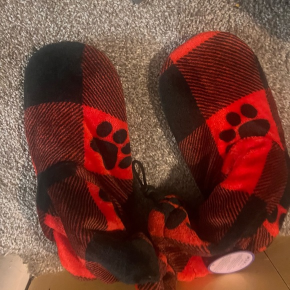 Slippers - Picture 2 of 2